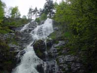 Am Wasserfall in Todtnau, Schweiz, Mai 2005