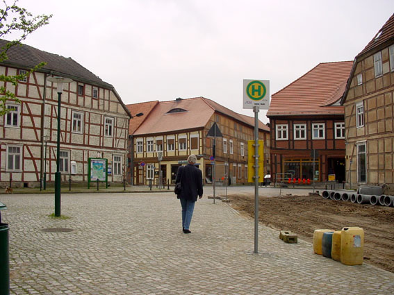 Lenzen