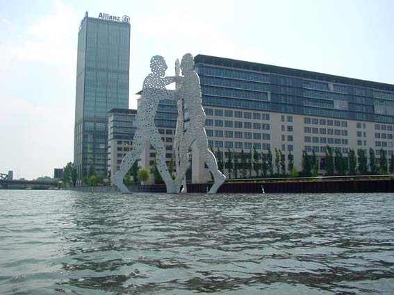 Mit dem Boot durch Berlin