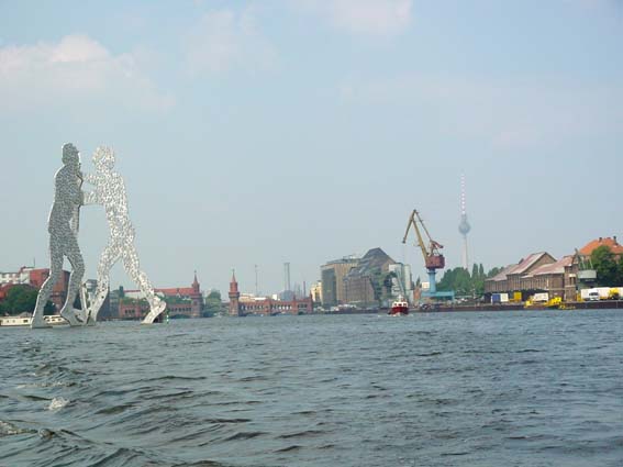 Mit dem Boot durch Berlin