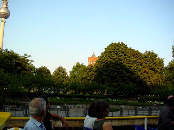 Mit dem Boot durch Berlin