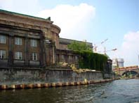 Mit dem Boot durch Berlin