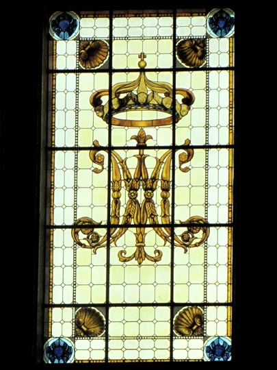 Fenster in kirchlichen Gebäuden