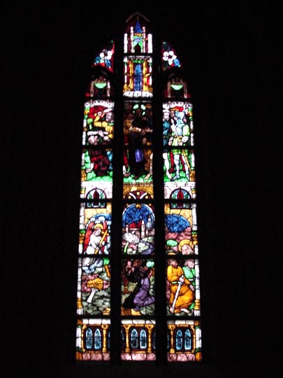 Fenster in kirchlichen Gebäuden