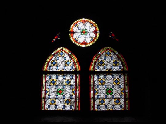 Fenster in kirchlichen Gebäuden
