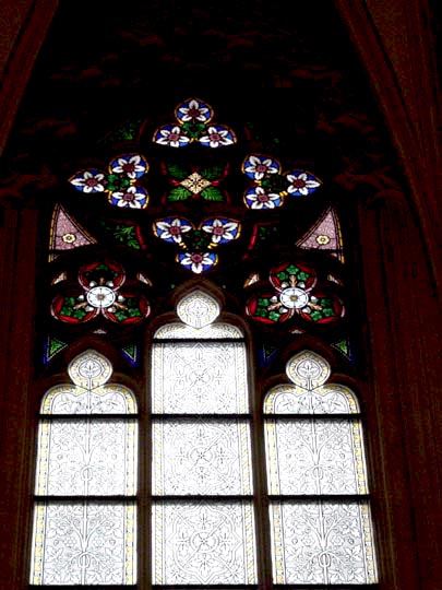 Fenster in kirchlichen Gebäuden
