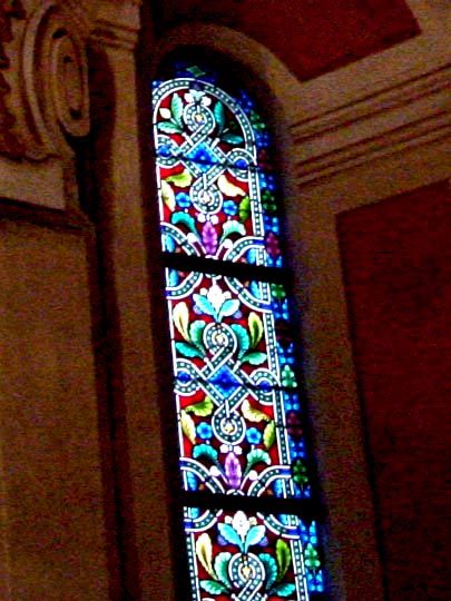 Fenster in kirchlichen Gebäuden