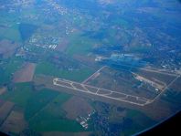 Flug von Stuttgart nach Berlin, Tegel, Landeanflug, März 2008